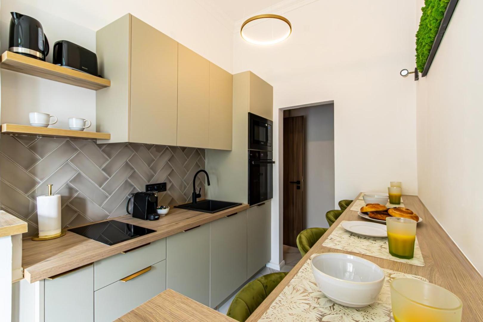 Oasis Apartment On The Broadway With Ac بودابست المظهر الخارجي الصورة